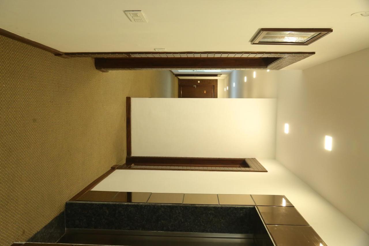 Inter Urban Hotel Rohtak Exterior foto